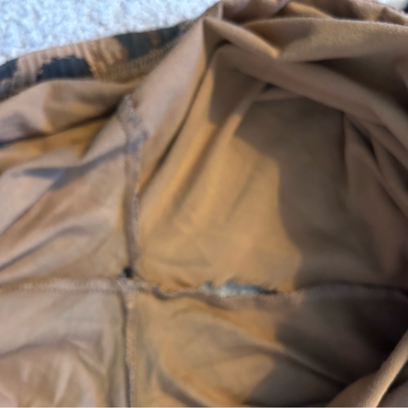 Animal print leggings with skull detail - Picture 5 of 6